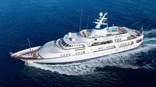 60m Feadship motor yacht Lady Beatrice rejoins market