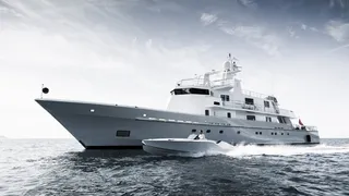 58m Lürssen superyacht designed by Sir Norman Foster for sale