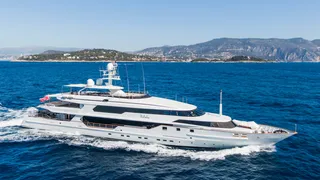 56m Below Deck superyacht The Wellesley rejoins market