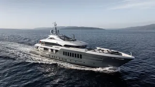 55m Heesen yacht Reliance joins the market
