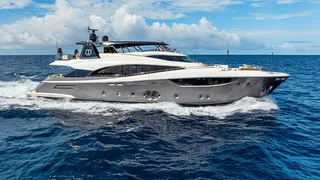 32m Monte Carlo Yachts motor yacht M sold