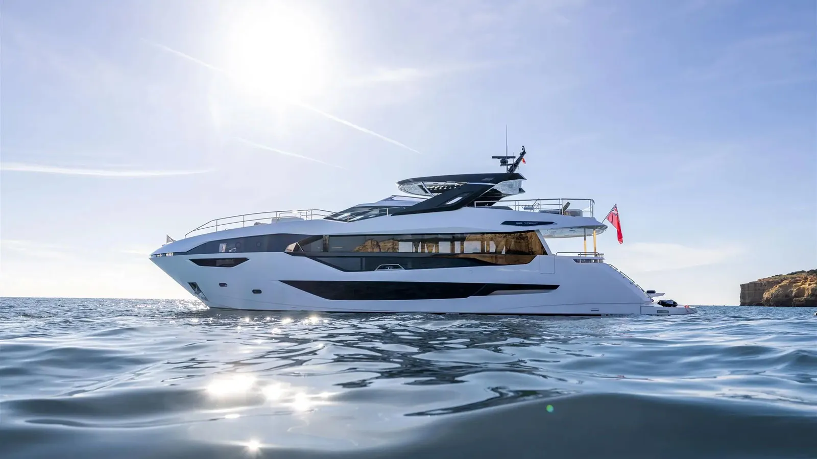 Sunseeker 100 Yacht