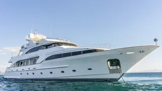 35m Benetti Stella Fiera motor yacht for sale