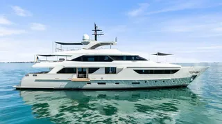 $1.5M price drop on 38m Sanlorenzo motor yacht Glory