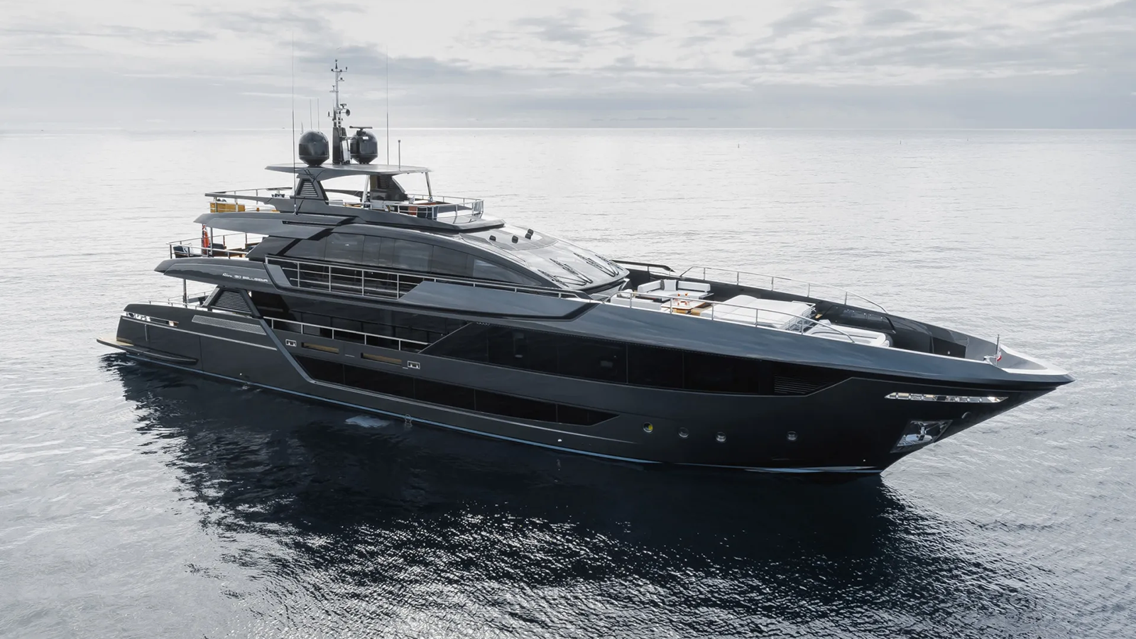 €1M price drop on 40m Riva motor yacht Lady First ahead of Monaco Yacht Show