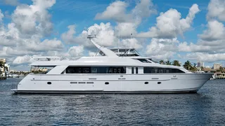 30m Hatteras motor yacht Magnum Ride for sale