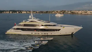 55m Heesen motor yacht Solemates for sale