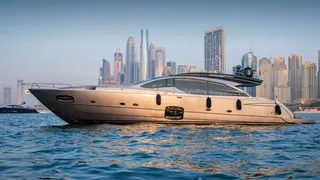 25m Pershing motor yacht Straga listed for sale