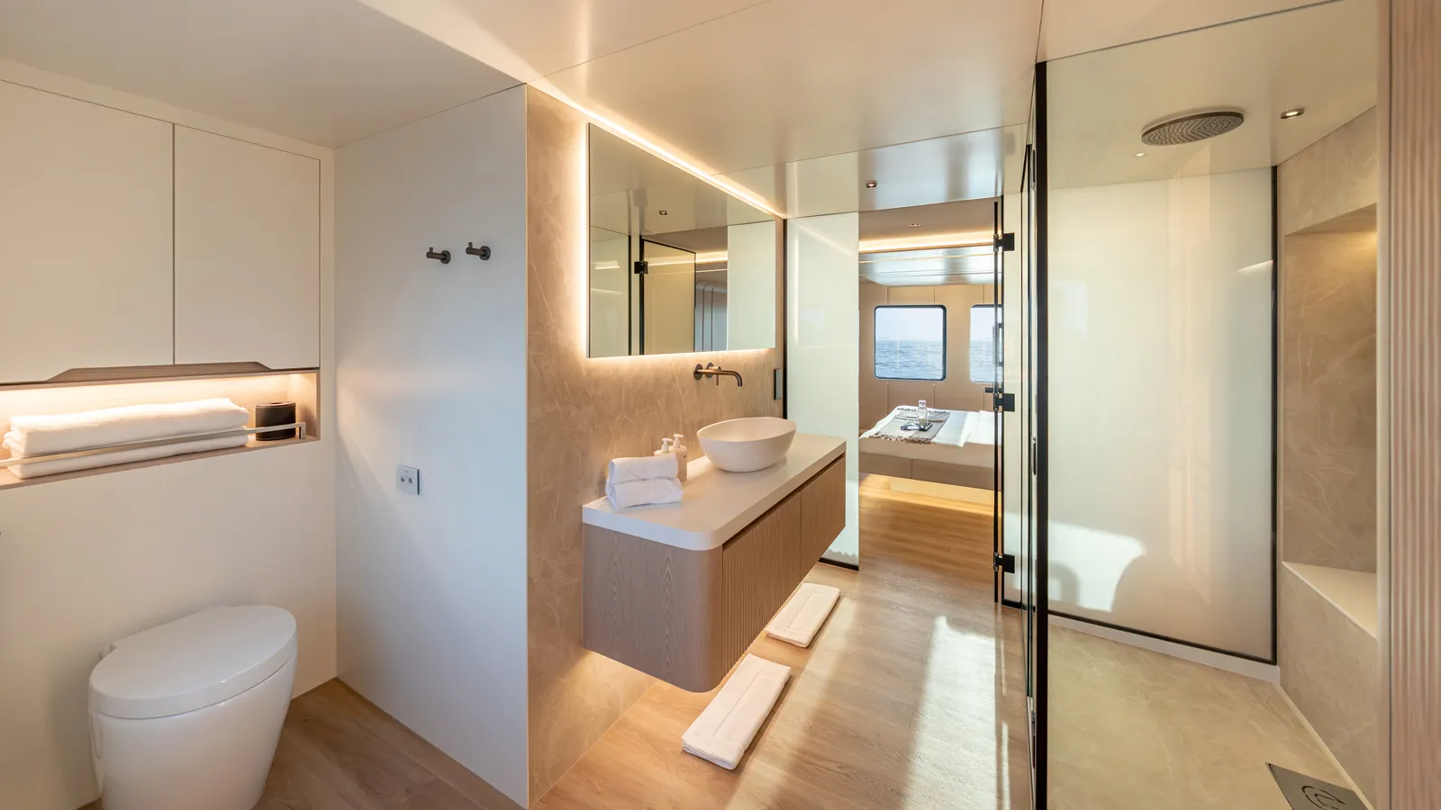 ultima 88 catamaran en suite bathroom