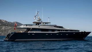 New CA on 40m Alloy Yachts motor yacht Aura