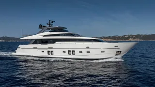 29m sanlorenzo motor yacht cobana sold