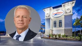 MarineMax chief revenue officer chuck cashman