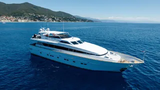 29m admiral motor yacht vis sold