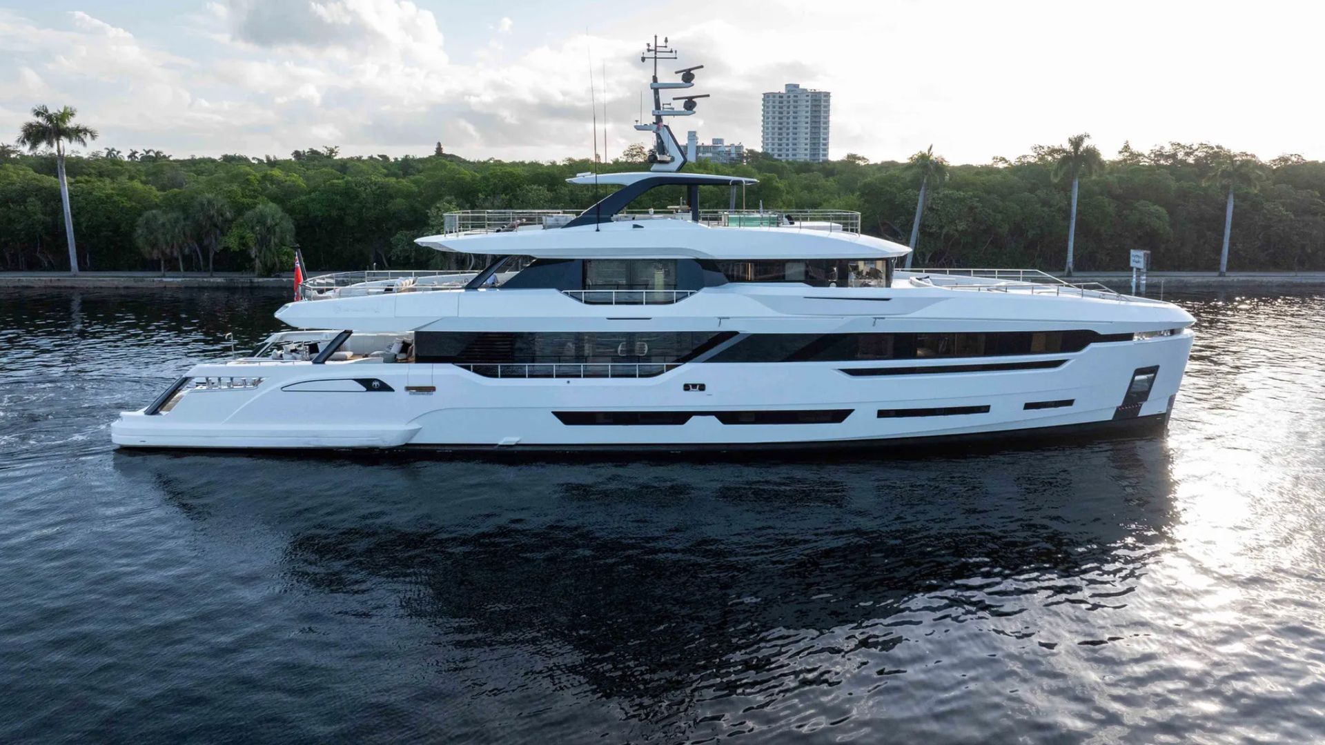 41m Baglietto Dom 133 joins the market