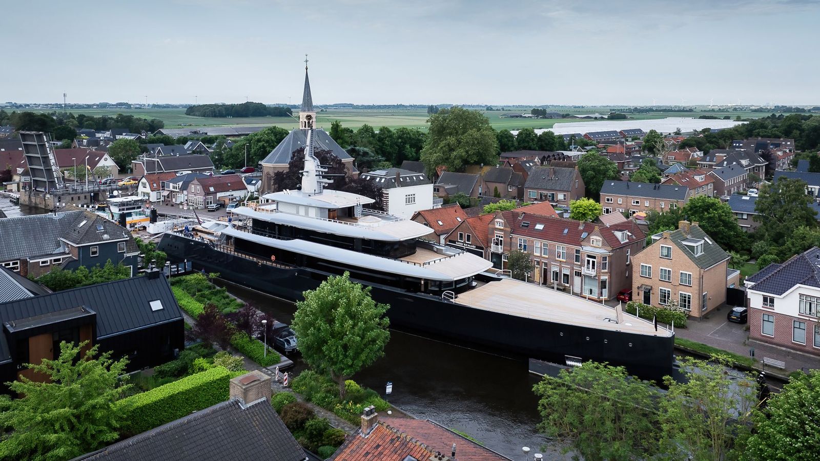 Feadship Thalassa