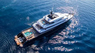 68m icon yachts loon
