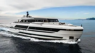 €2M price drop announced on 40m Extra motor yacht L.A.U.L