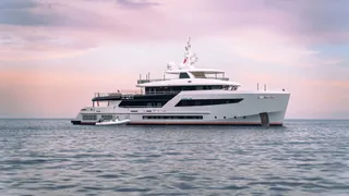 44m Bering Yachts explorer yacht Heeus newly listed for sale