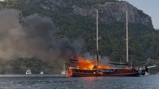 29m Bozburun gulet yacht destroyed by fire in Göcek, Turkey