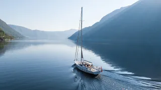 27m oyster sailing yacht champagne hippy sold