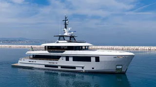 CdM delivers first Deep Blue 115 yacht Octopus to experienced American owners
