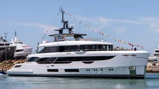 Benetti Oasis 40M yacht Lady Sarah delivered to owners
