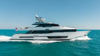 New JCA and $1M price drop on 37m Ocean Alexander motor yacht Dreams