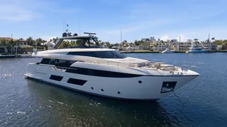 28m ferretti motor yacht date night for sale