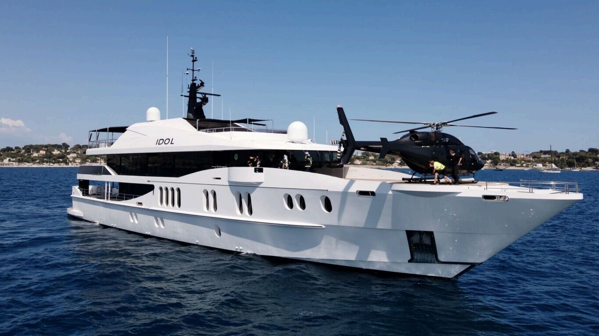 New CA on 60m Austal motor yacht Idol