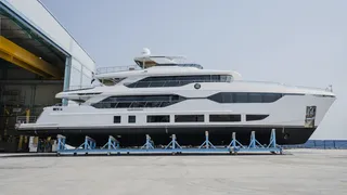 Ninth 38m Majesty 120 motor yacht Yoto launched
