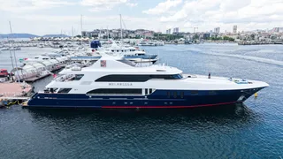 Major refit works underway on 48m Trinity motor yacht Mirabella