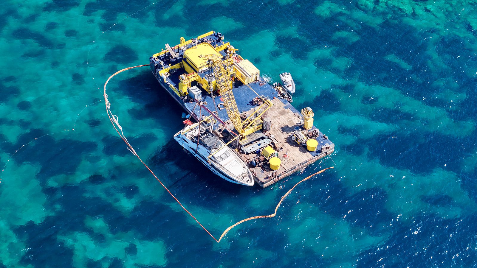 29.6m Amer Motor Yacht Angiola Successfully Salvaged Off Sardinia