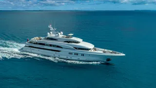 61m Lürssen superyacht Lunaris rescues three from ferry crash in South Pacific
