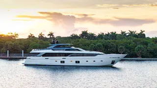 37m Sanlorenzo motor yacht sofi vi for sale