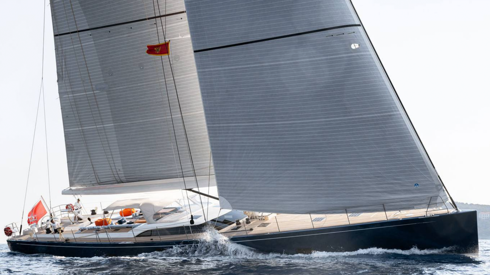 New CA on 32m Southern Wind sailing yacht Farfalla