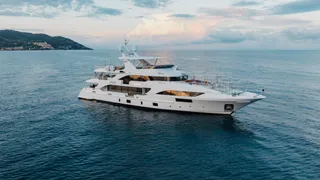 $1M price drop on 40m Benetti motor yacht Wabash
