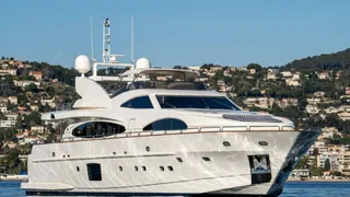 31m astondoa moto yacht spring tide for sale