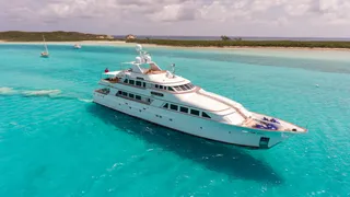 $1.2M price drop on 43m Palmer Johnson motor yacht Lady J