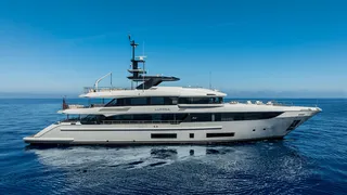 New CA on 44m Benetti motor yacht Lumina