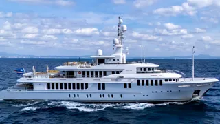 55m turquoise motor yacht bella ii for sale