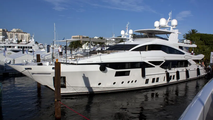 cheers-46-yacht-exterior