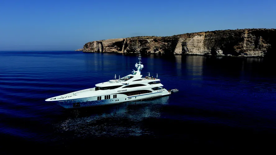 ocean-paradise-yacht-aerial
