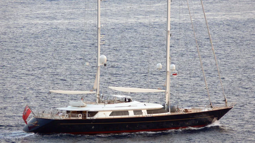 atmosphere-yacht-exterior