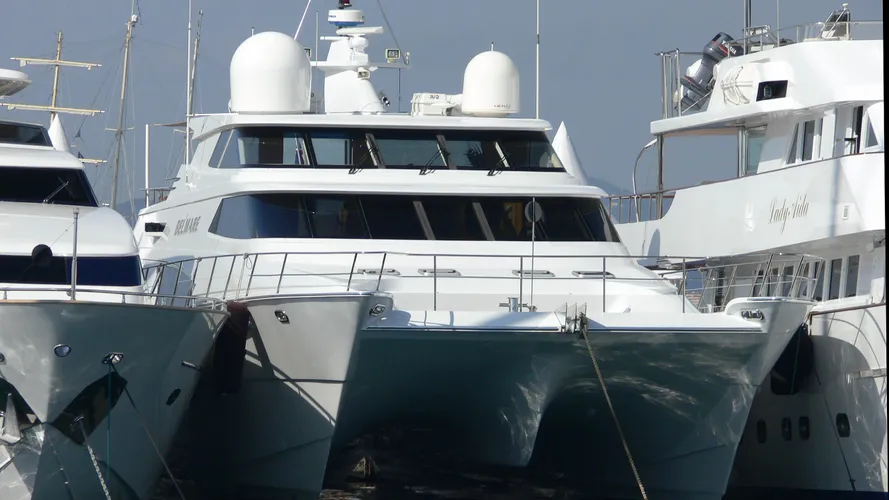 bel-mare-yacht-exterior