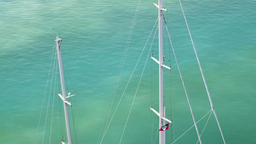 signe-yacht-aerial