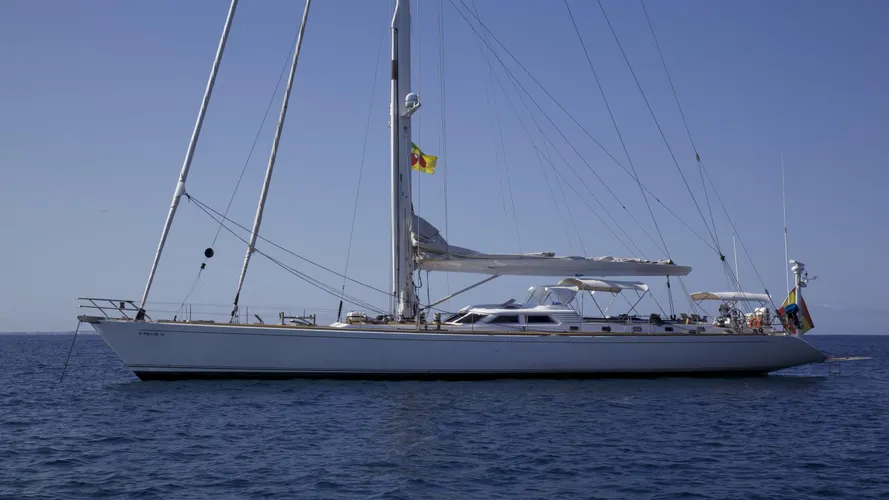 el-baile-yacht-for-sale-profile