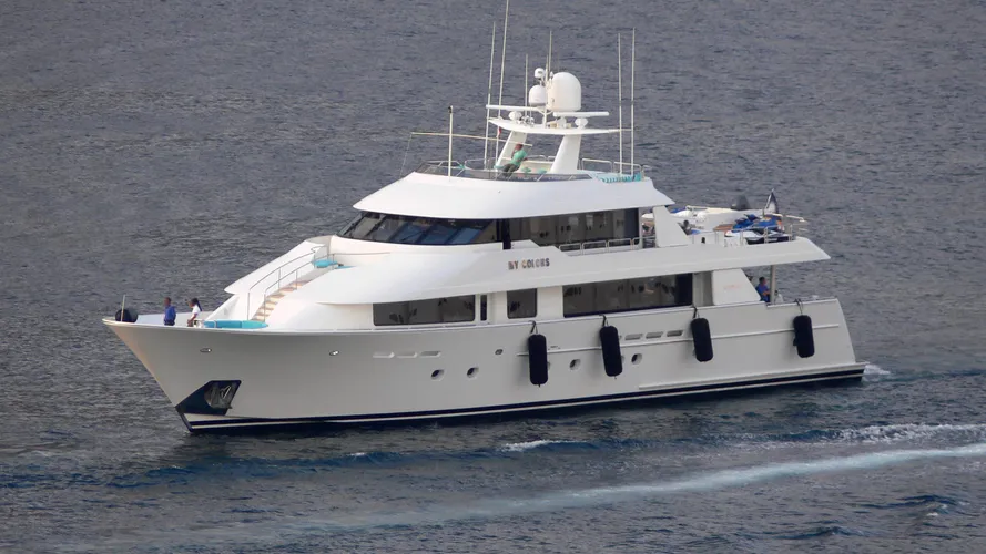 liquid rehab desperado trisara my colours motoryacht westport 40m 2004 half profile