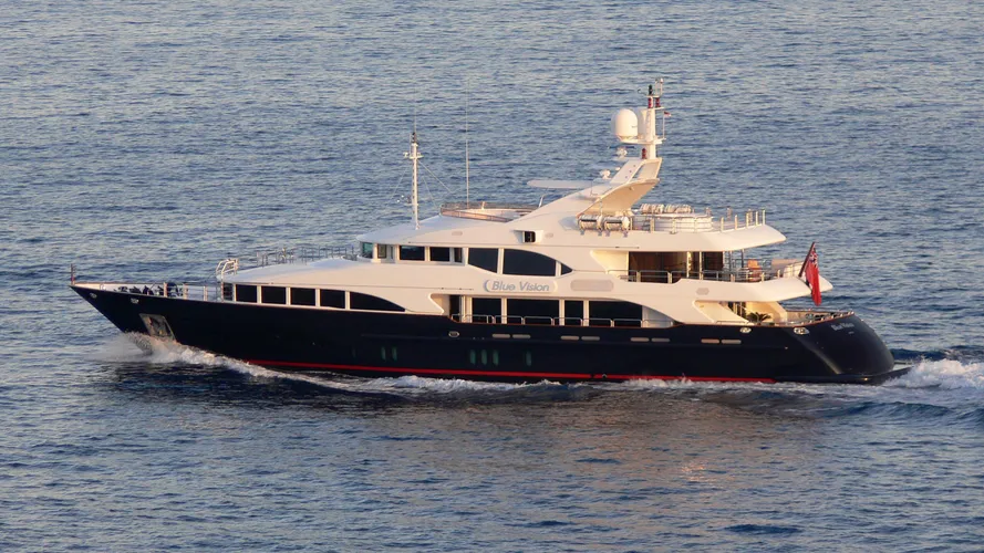 blue-vision-yacht-exterior