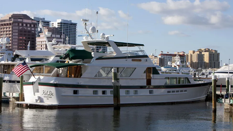 diday-kel-di-yacht-exterior