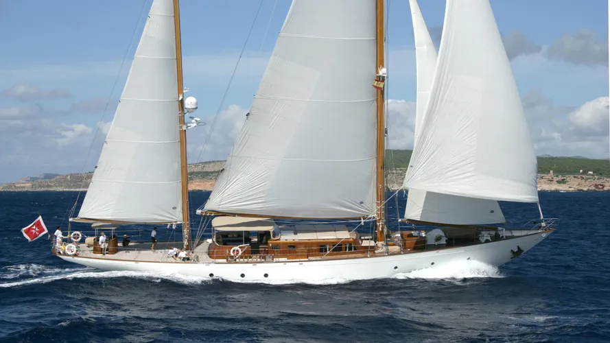 tiziana-yacht-for-sale-profile